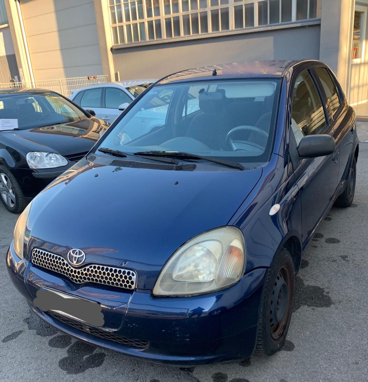 Toyota Yaris 1.0i 16V cat 5 porte