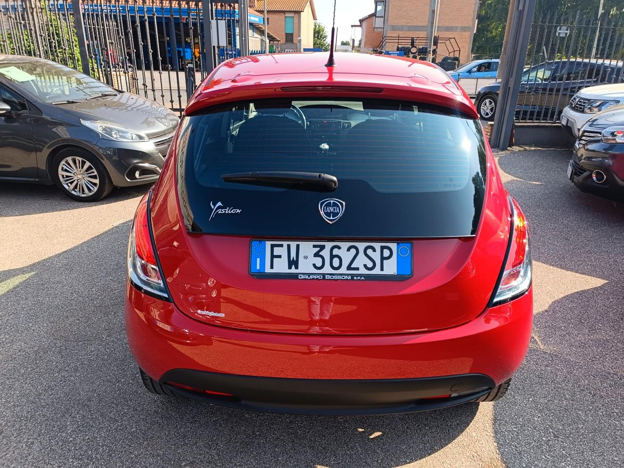Lancia Ypsilon 1.2 69 CV 5 porte Elefantino Blu