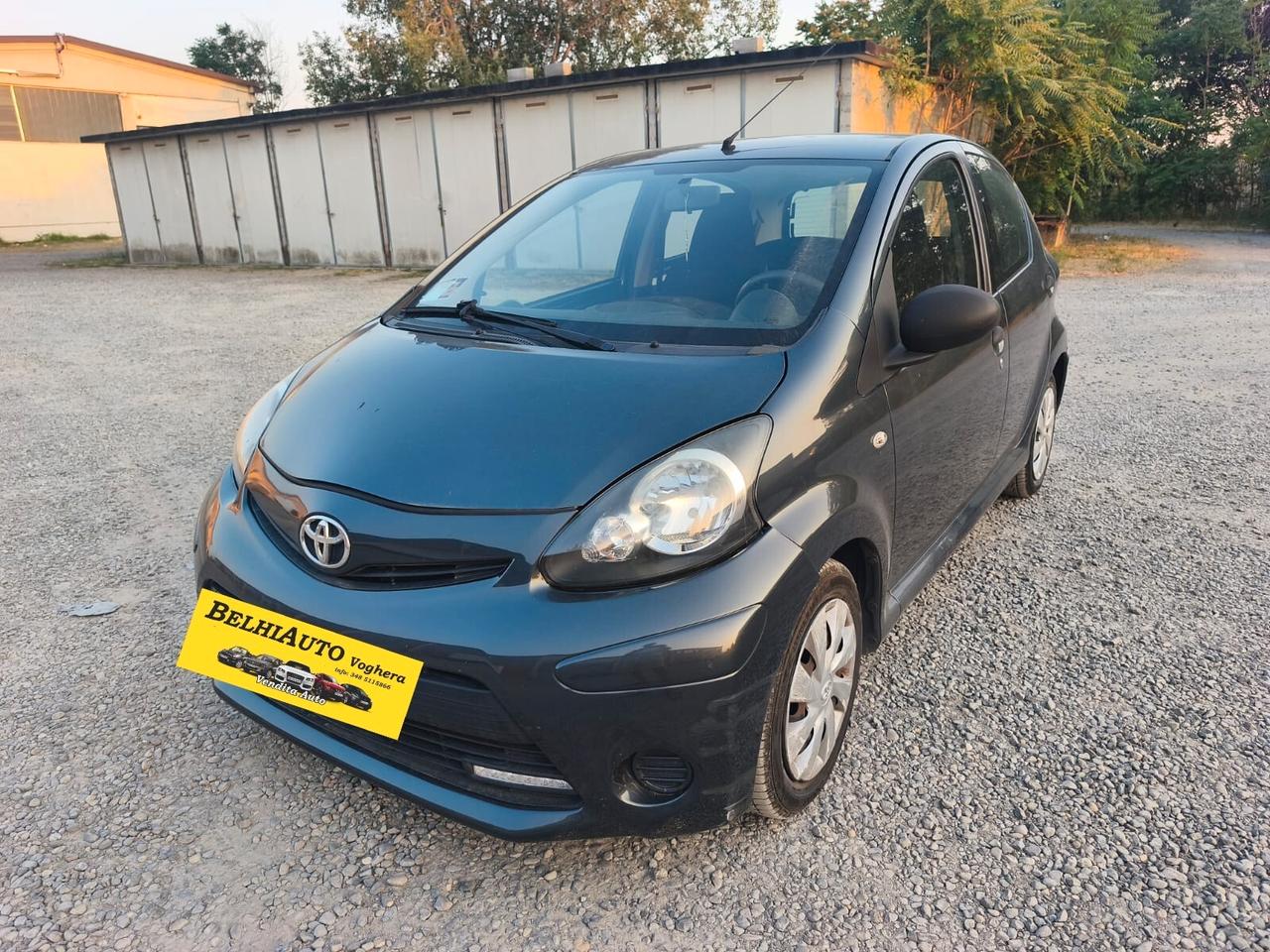 Toyota Aygo 2013---1.0 Benzina Neopatentati