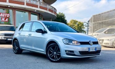 Volkswagen Golf 2014 1.6 TDI 5p. Highline BlueMotion Technology