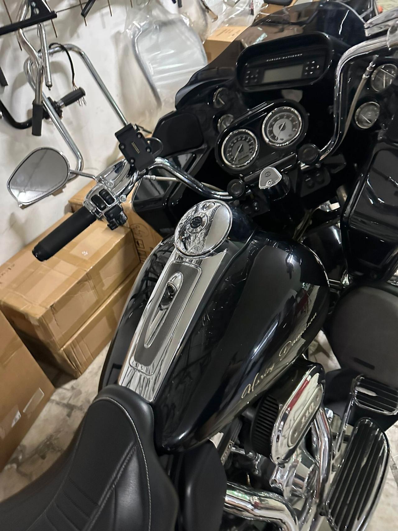 Harley-davidson Road Glide C.V.O.