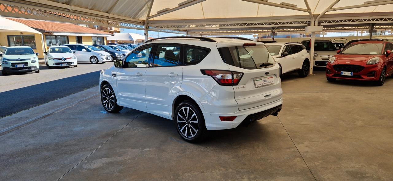 Ford Kuga 1.5 TDCi 120cv 2WD ST-Line X