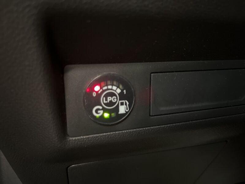 Renault Captur TCe 12V 100 CV GPL Intens