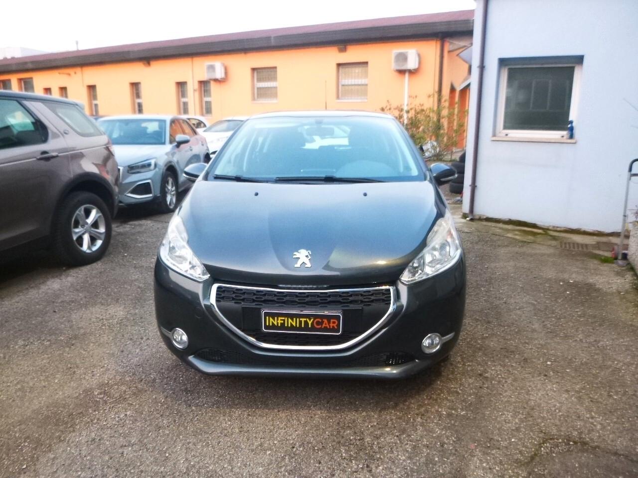 Peugeot 208 1.2 VTi 82 CV 5 porte Access NEOPATENTATI