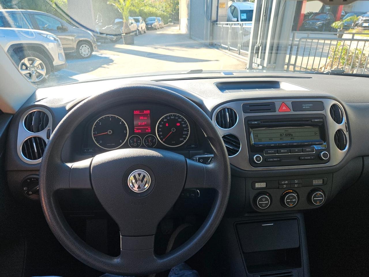 Volkswagen Tiguan 2.0 16V TDI DPF Sport & Style (18°)