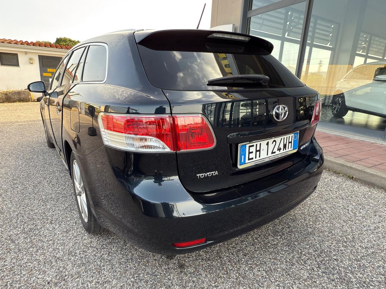 Toyota Avensis 2.0 D-4D Wagon Sol