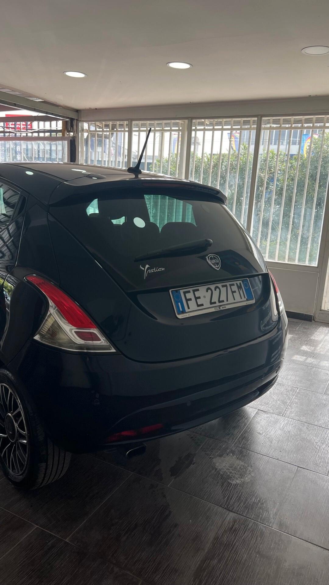 Lancia Ypsilon 1.3 MJT 16V 95 CV 5 porte S&S Platinum