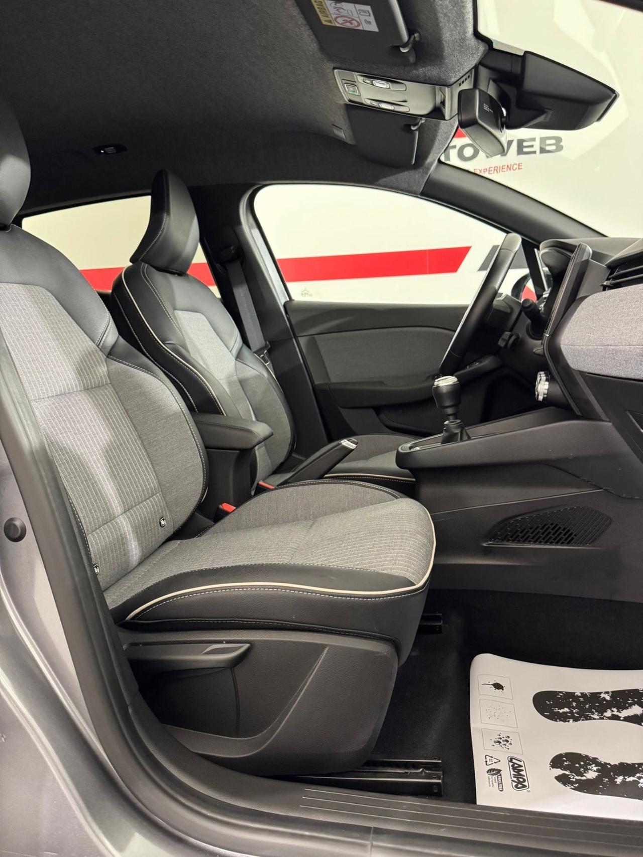 Renault Clio TCe 90 CV 5 porte Techno* NEOPATENTATI*