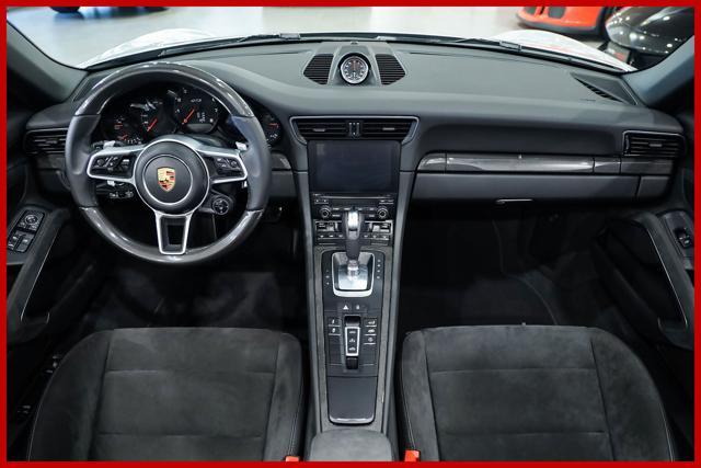 PORSCHE 991 3.0 Carrera 4 GTS Cabriolet
