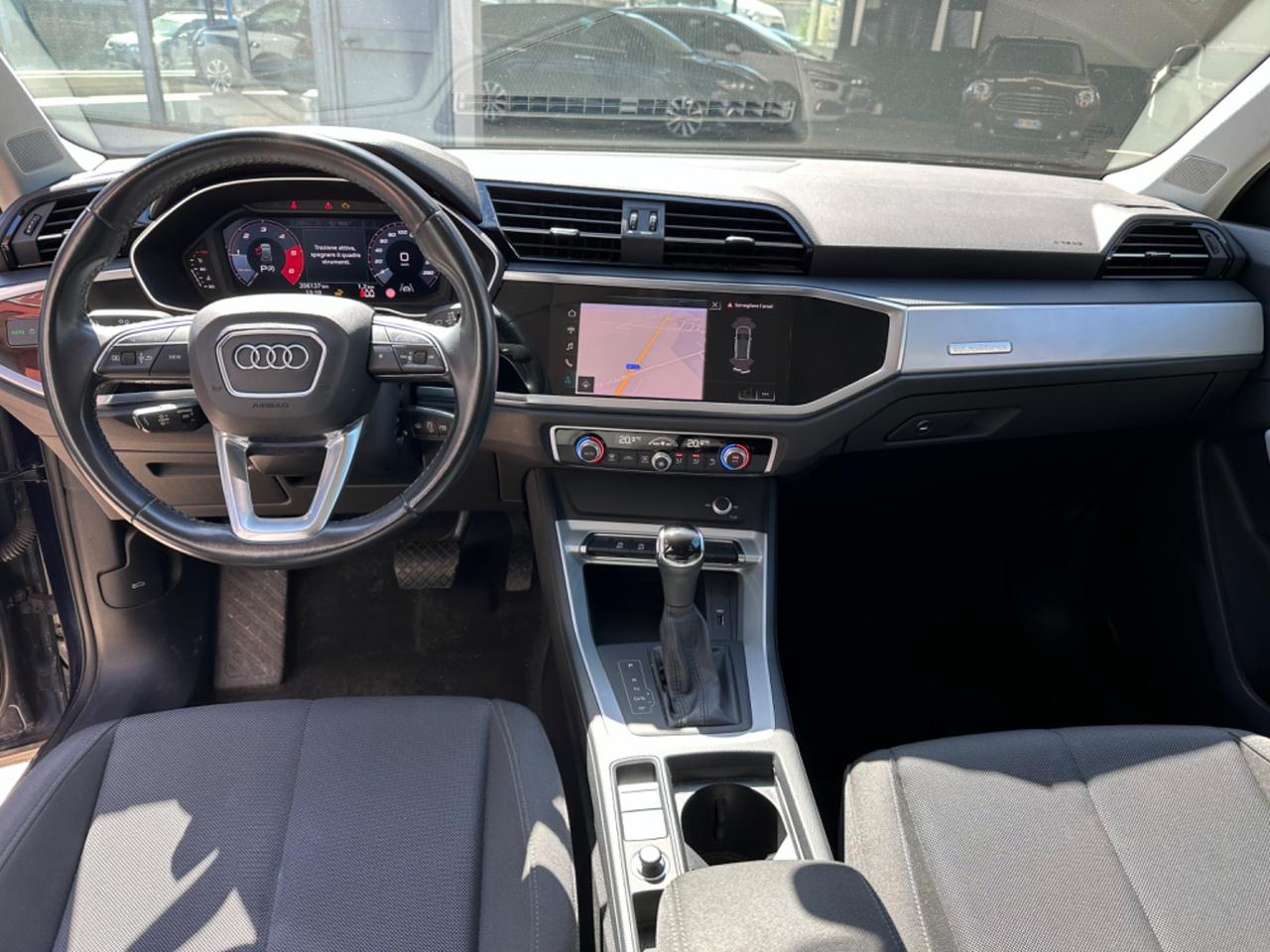 Audi Q3 35 TDI quattro 150 S Tronic NAVI LED 2021
