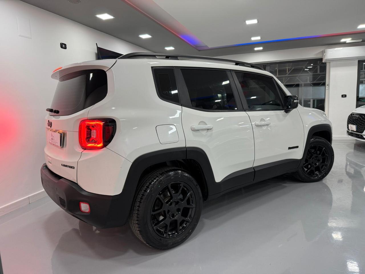 Jeep Renegade 1.6 Mjt DDCT 120 CV Night Eagle