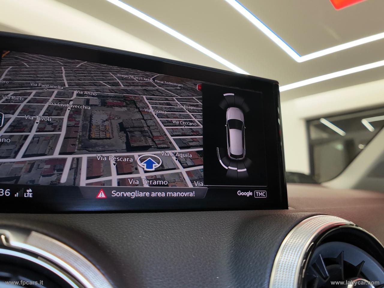 AUDI Q2 35 TDI quattro S tr. Identity Black