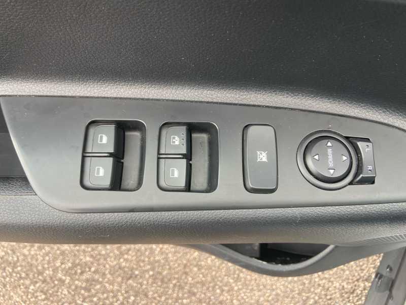 KIA Stonic 1.2 dpi Urban Techno&Design Pack GpL 82cv