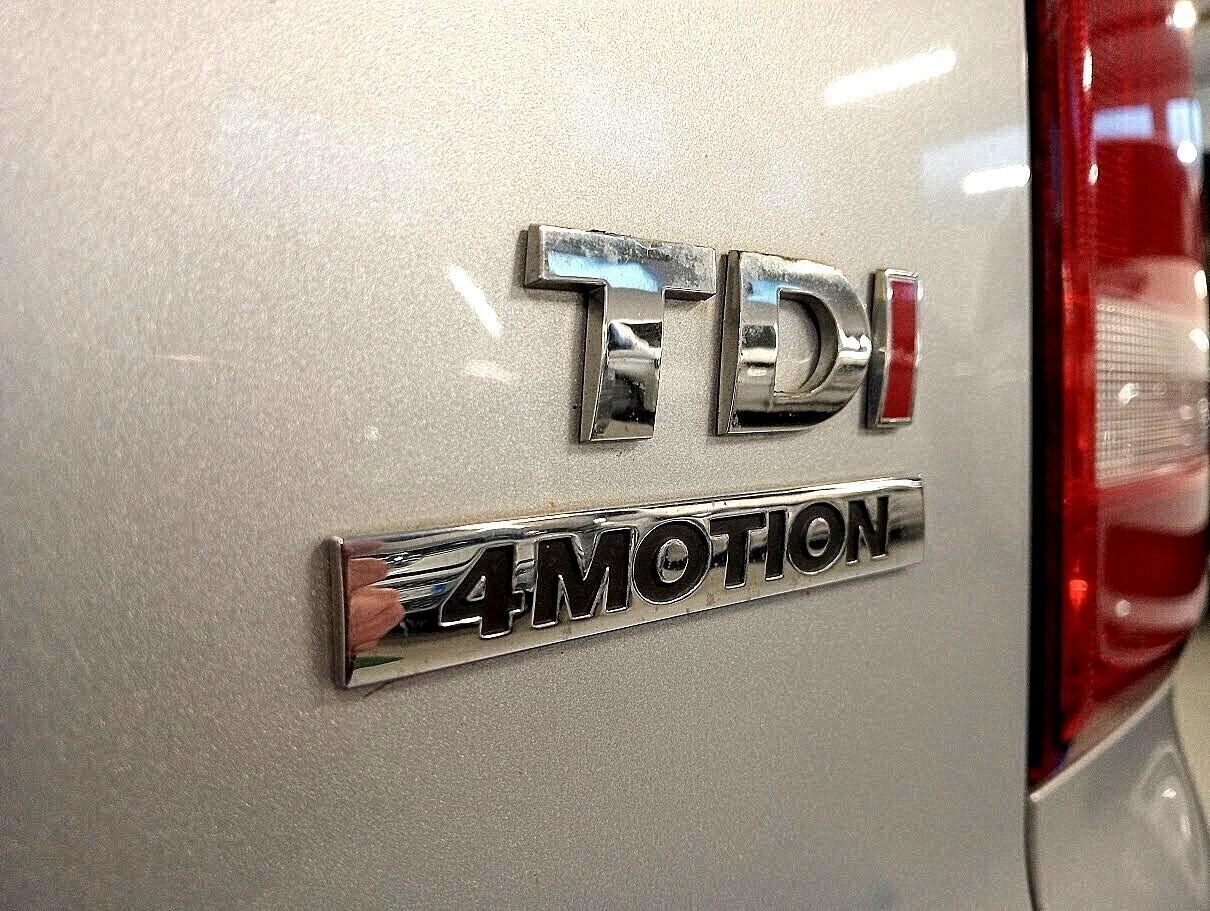 Volkswagen T5 Multivan 2.0 TDI 140cv 4MOTION 4X4 GANCIO PRONTA CONSEGNA T6