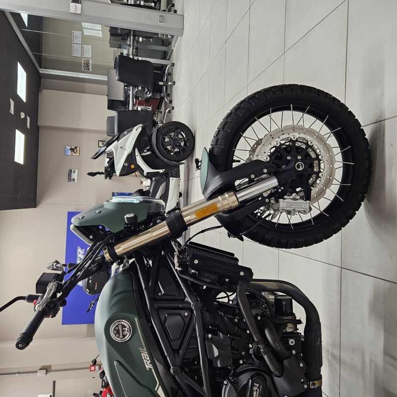 Benelli Leoncino 800 Trail - 2022