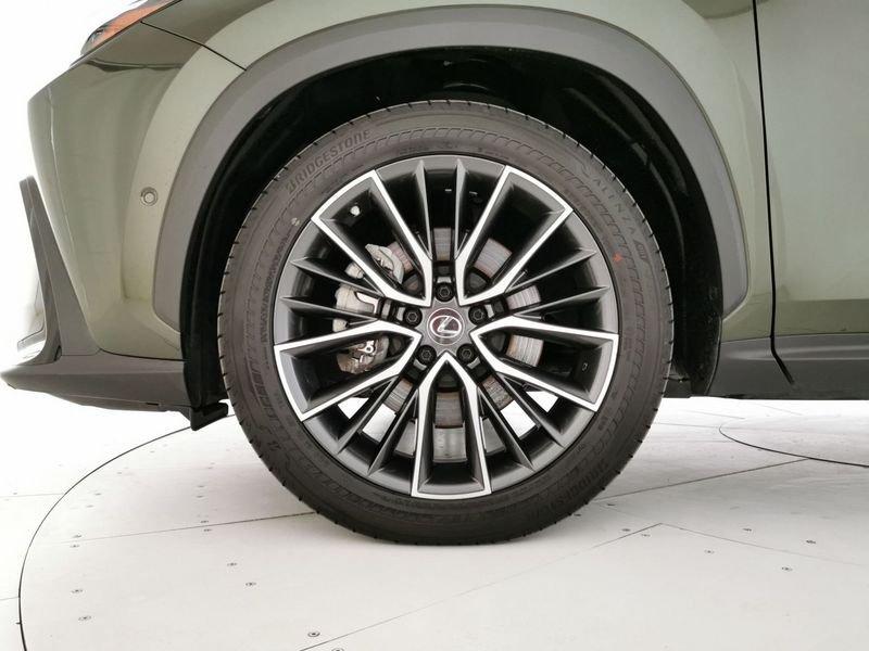 Lexus NX 450h+ 2.5 phev Luxury 4wd e-cvt