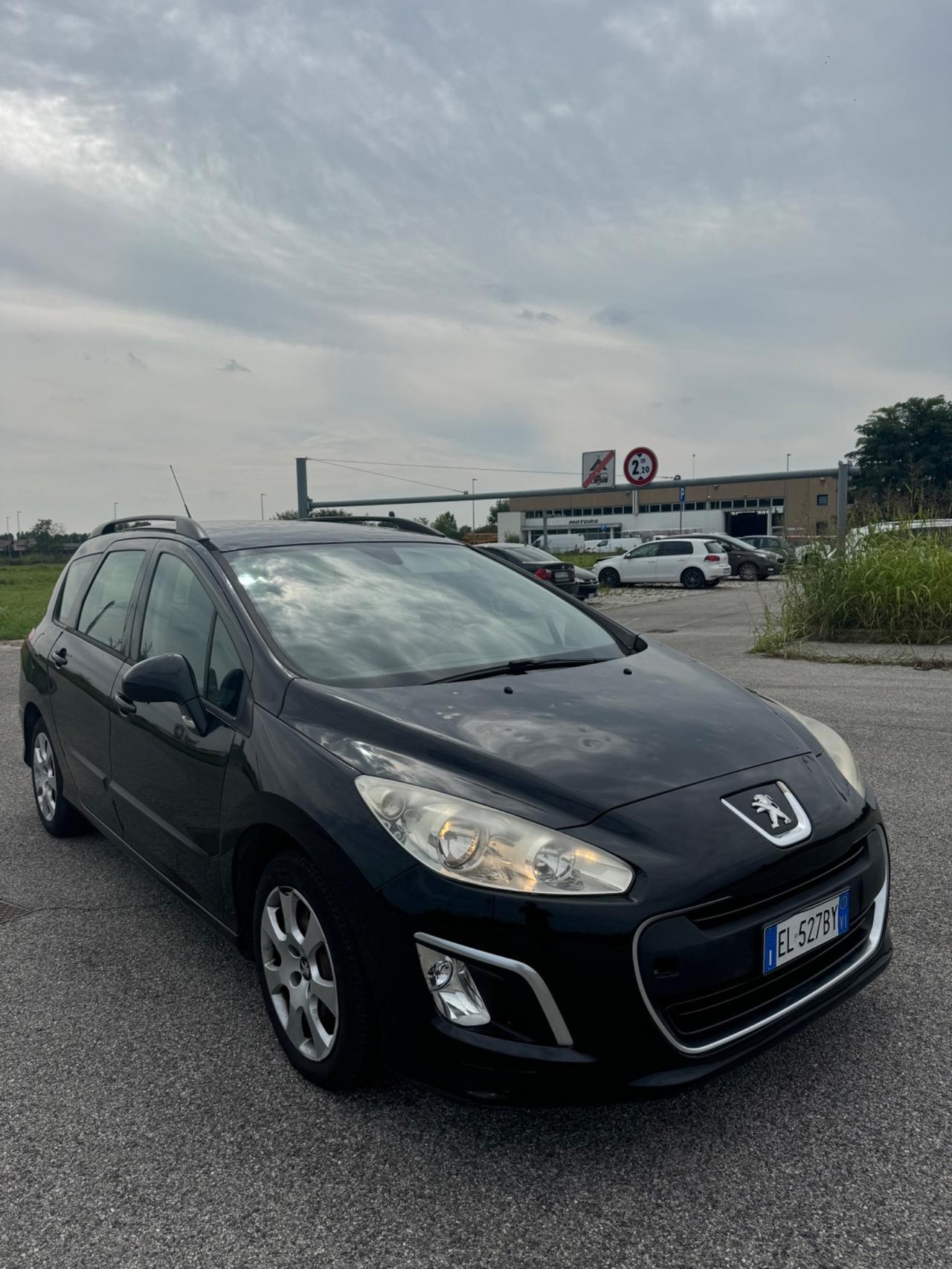 Peugeot 308 1.6 8V HDi 93CV 5p. Access