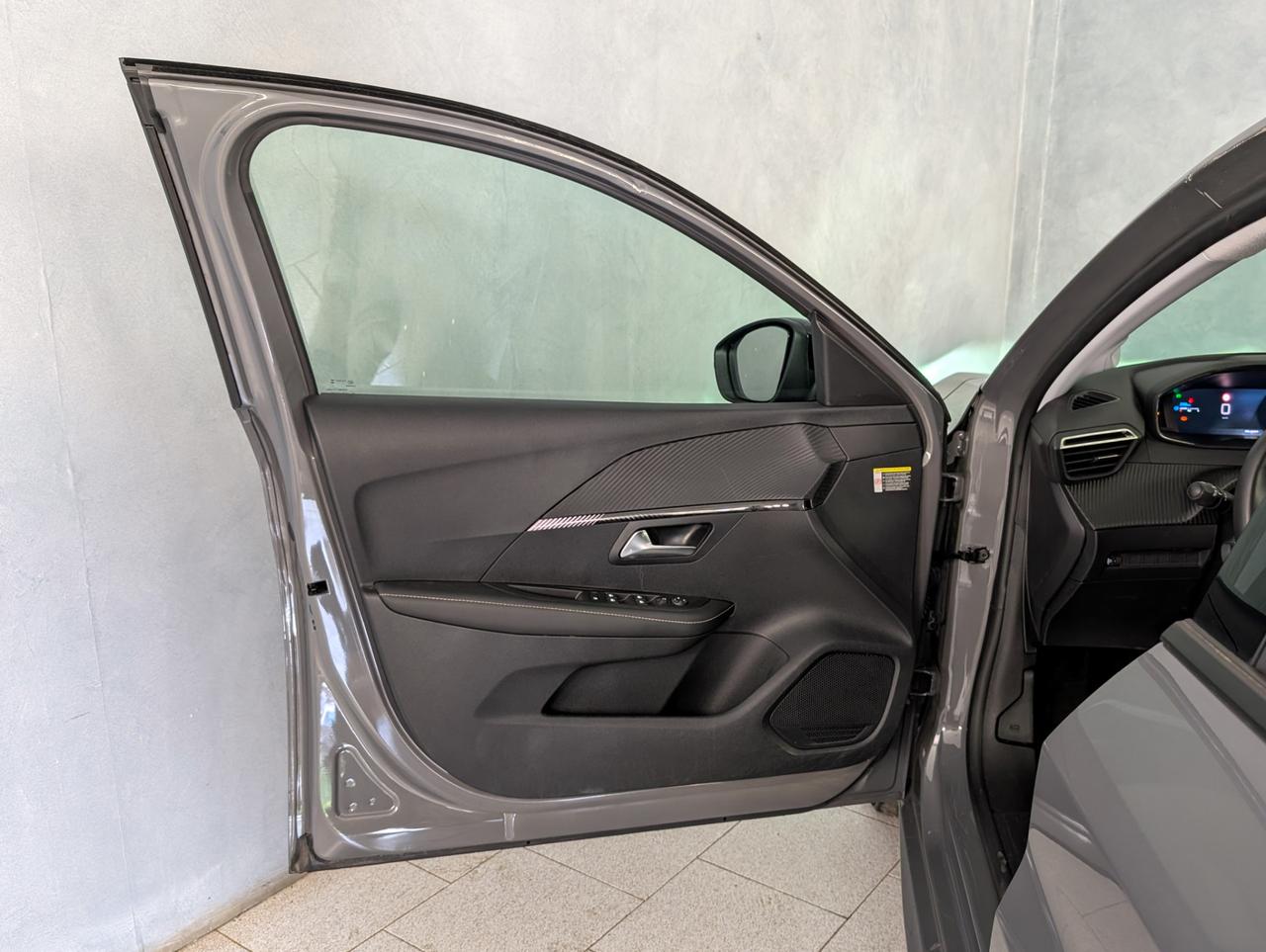 Peugeot 208 ii 1.2 puretech 100cv Allure