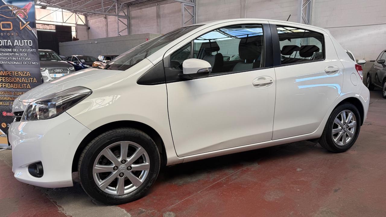 Toyota Yaris 1.4 D-4D 5 porte Lounge
