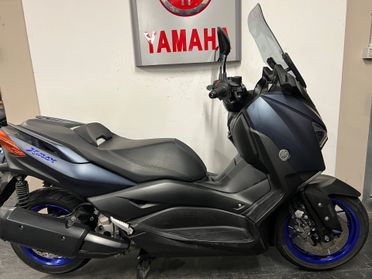 Yamaha X-Max 300