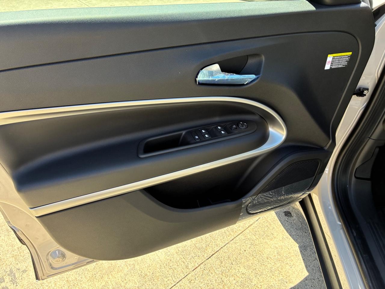 Jeep Avenger 1.2 Turbo 100 Cv summit bicolor tetto