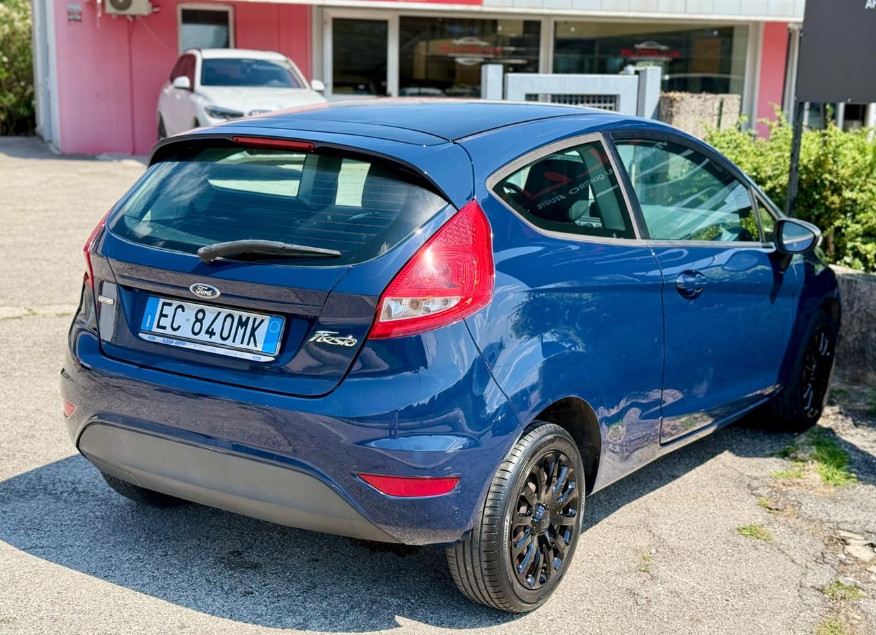 Ford Fiesta 1.4 TDCi 68CV 3 porte 143.000Km NEOPATENTATI