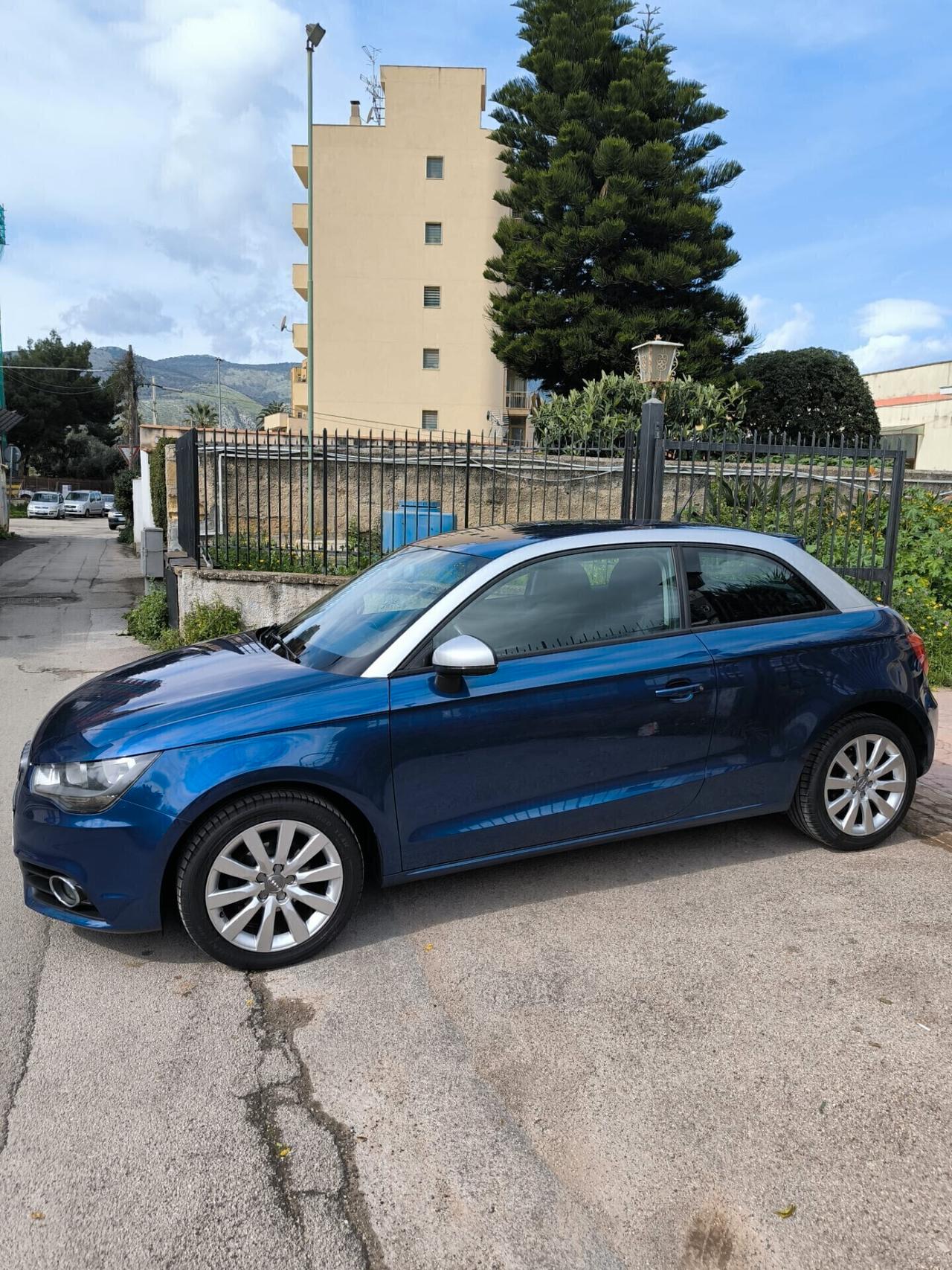 Audi A1 Ambition 1.6 Tdi Diesel 90cv 2013 FULL Euro5