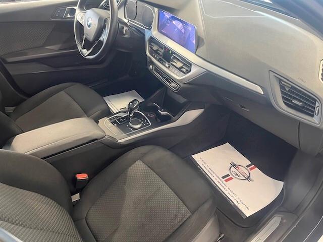 Bmw 116 116d 5p. Business Advantage AUTOMATICO