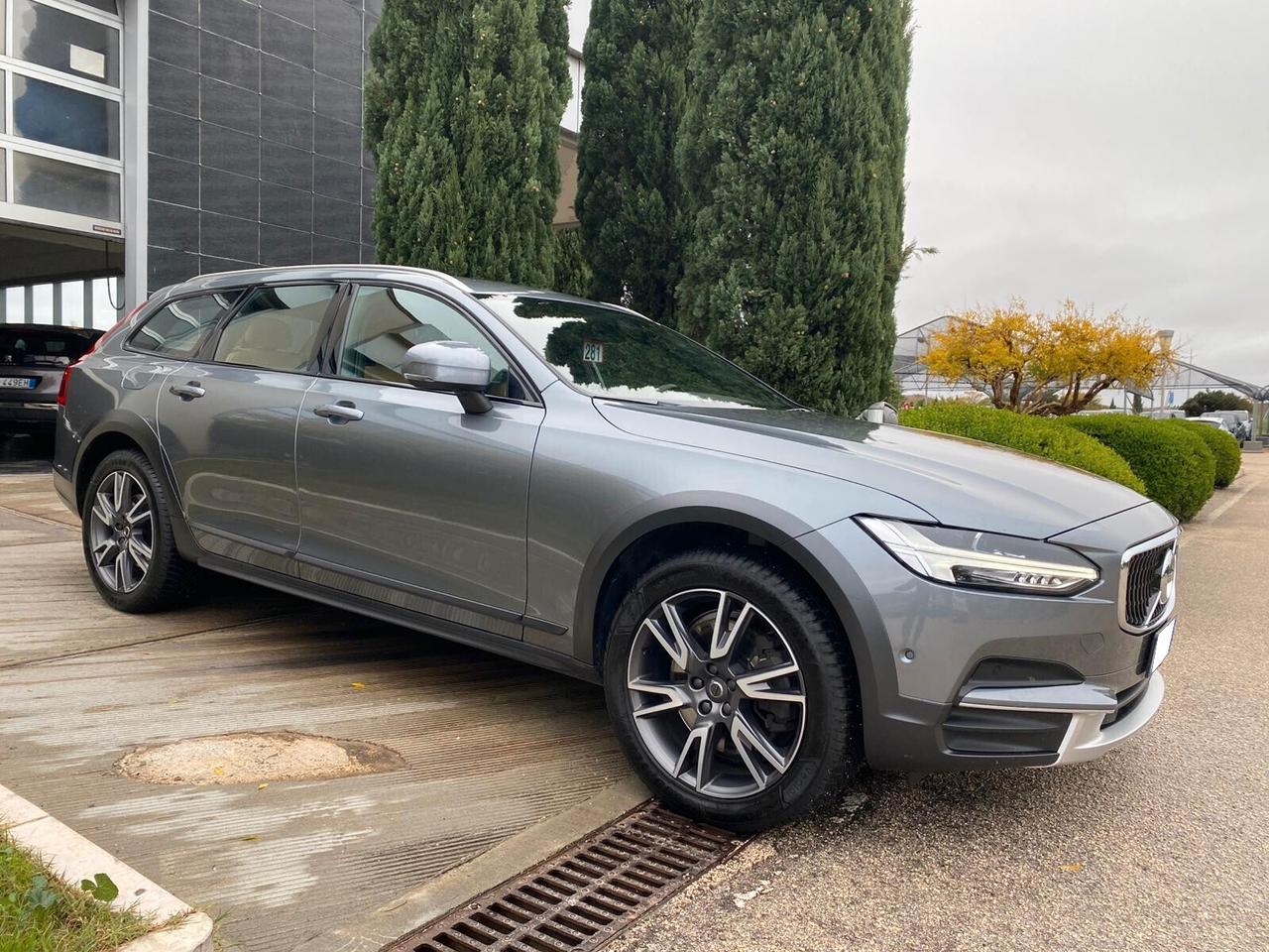 Volvo V90 Cross Country D4 AWD Geartronic