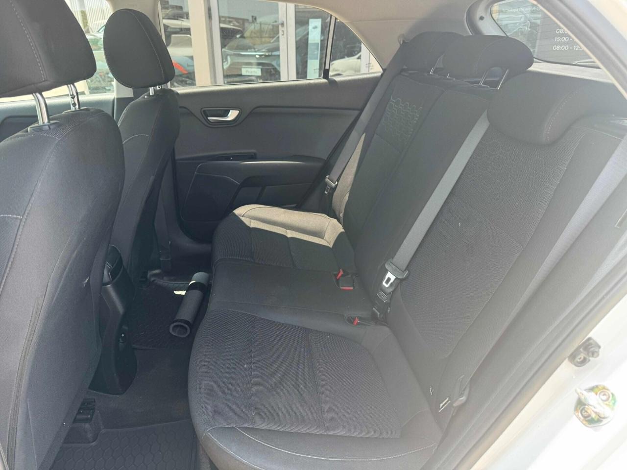 KIA RIO 1.4 CRDI 90CV DIESEL RETROCAMERA SENSORI DI PARCHEGGIO