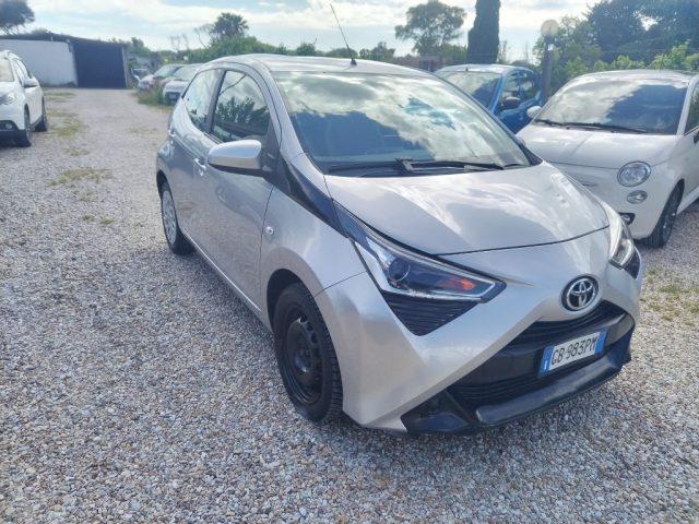 TOYOTA Aygo Connect 1.0 VVT-i 72CV 5 porte x-business MMT