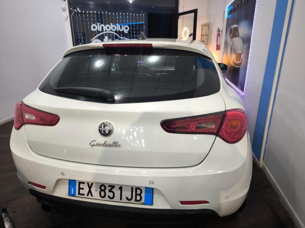 Alfa Romeo Giulietta 1.6 JTDm-2 105 CV Distinctive