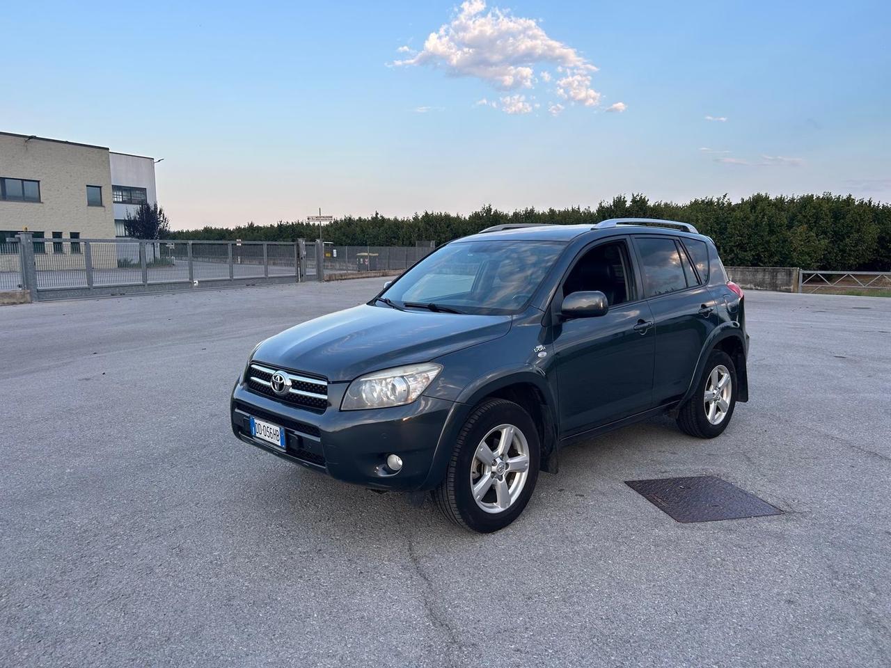 Toyota RAV 4 RAV4 2.2 diesel 4x4 …130 mila kilometri