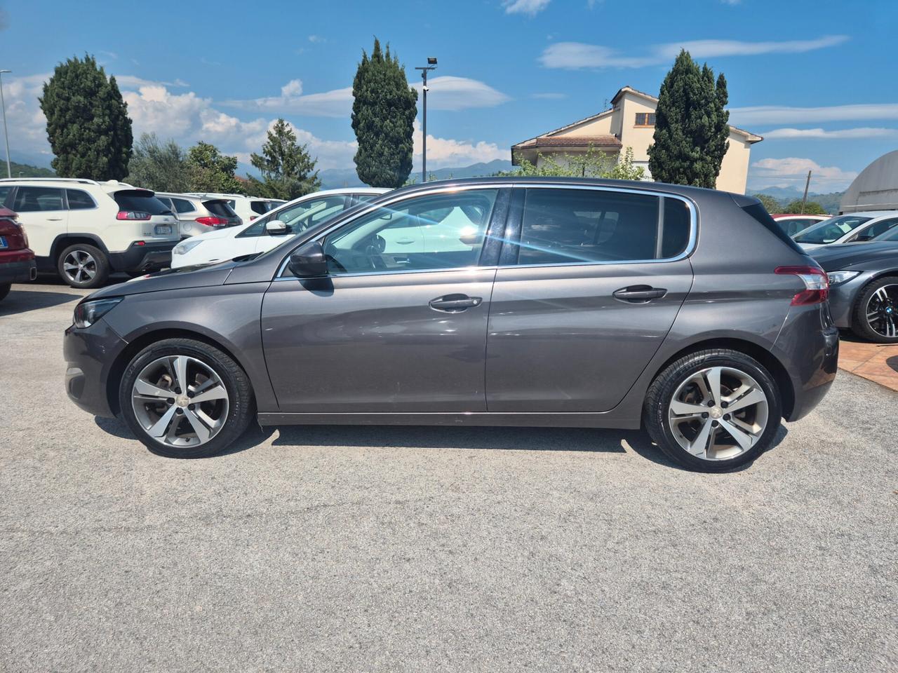 Peugeot 308 BlueHDi 120 S&S Allure