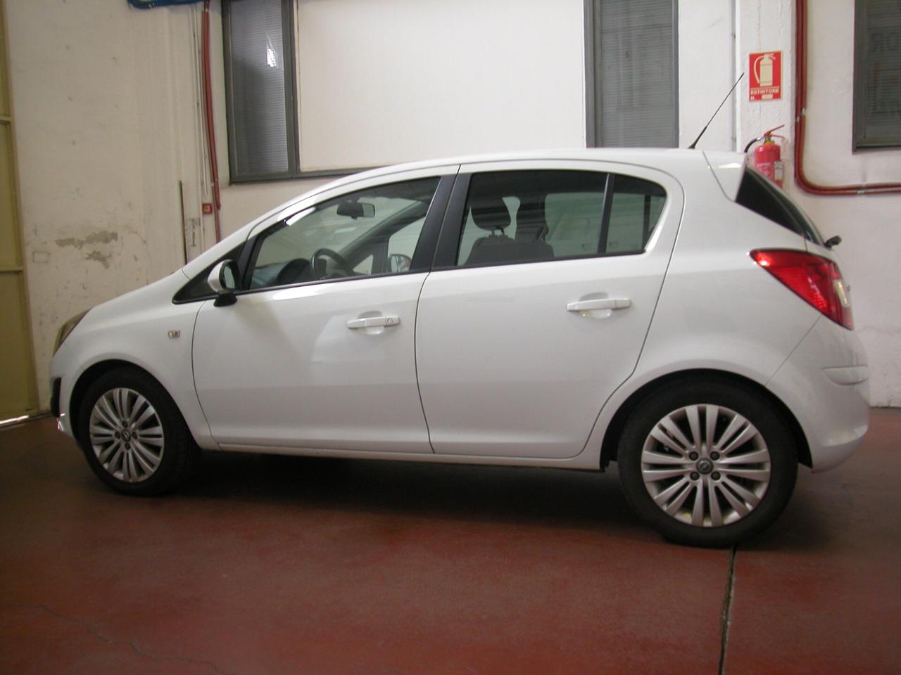 Opel Corsa 1.3 CDTI 95CV F.AP. 5 porte Edition POSSIBILE GUIDA NEOPATENTATI !!