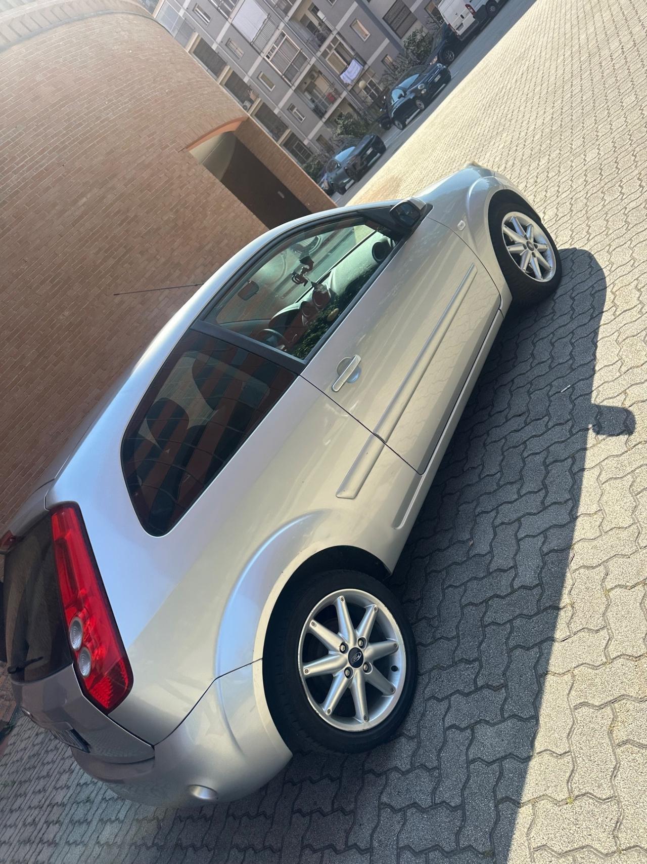 Ford Fiesta 1.2 16V 3p. Ghia