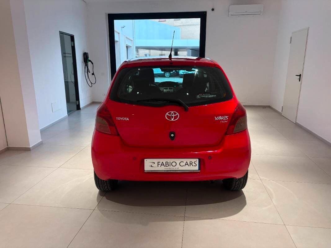 Toyota Yaris 1.0 5p