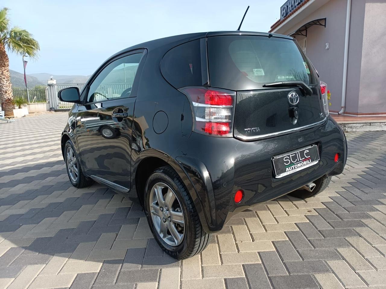 Toyota iQ Turbodiesel 1.4 90 cv 6 marce 4 POSTI