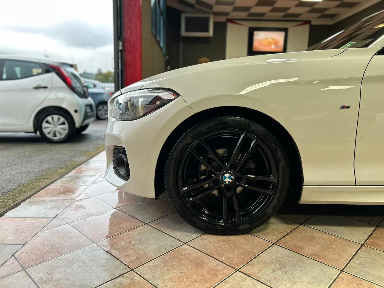 Bmw 118 118d 5p. Msport