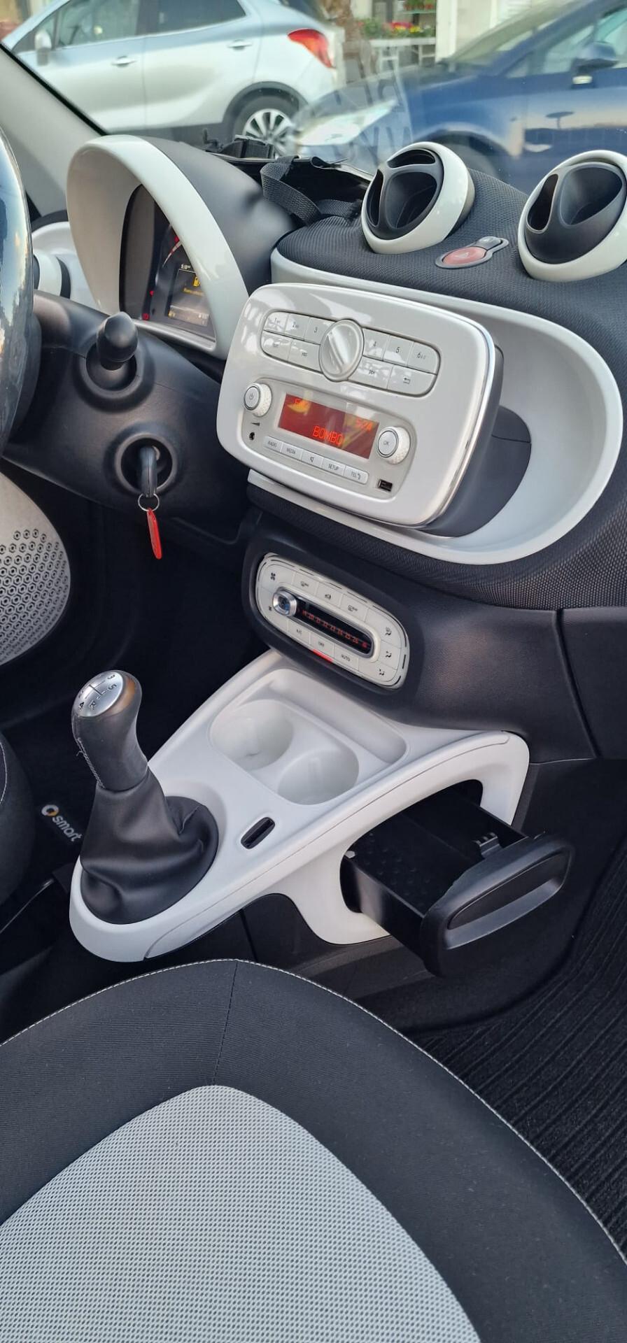 Smart ForFour 70 1.0 Prime 2015