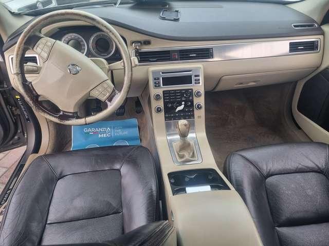 Volvo XC70 XC70 2.4 d5 Kinetic awd 185cv