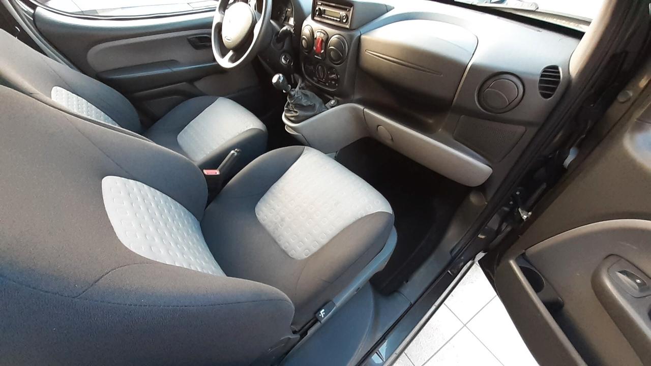 Doblò 1.4 benzina trasporto disabili pedana