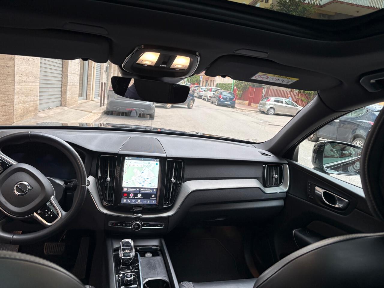Volvo XC 60 XC60 B4 (d) AWD automatico Plus Dark