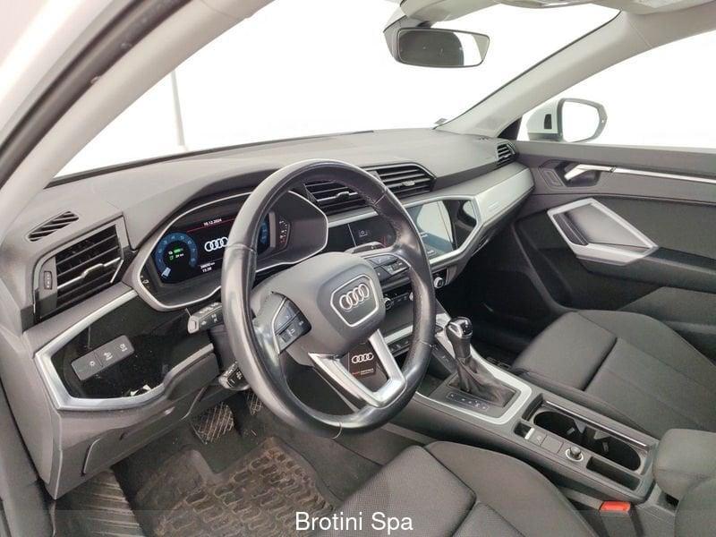 Audi Q3 SPB 45 TFSI e S tronic S line edition
