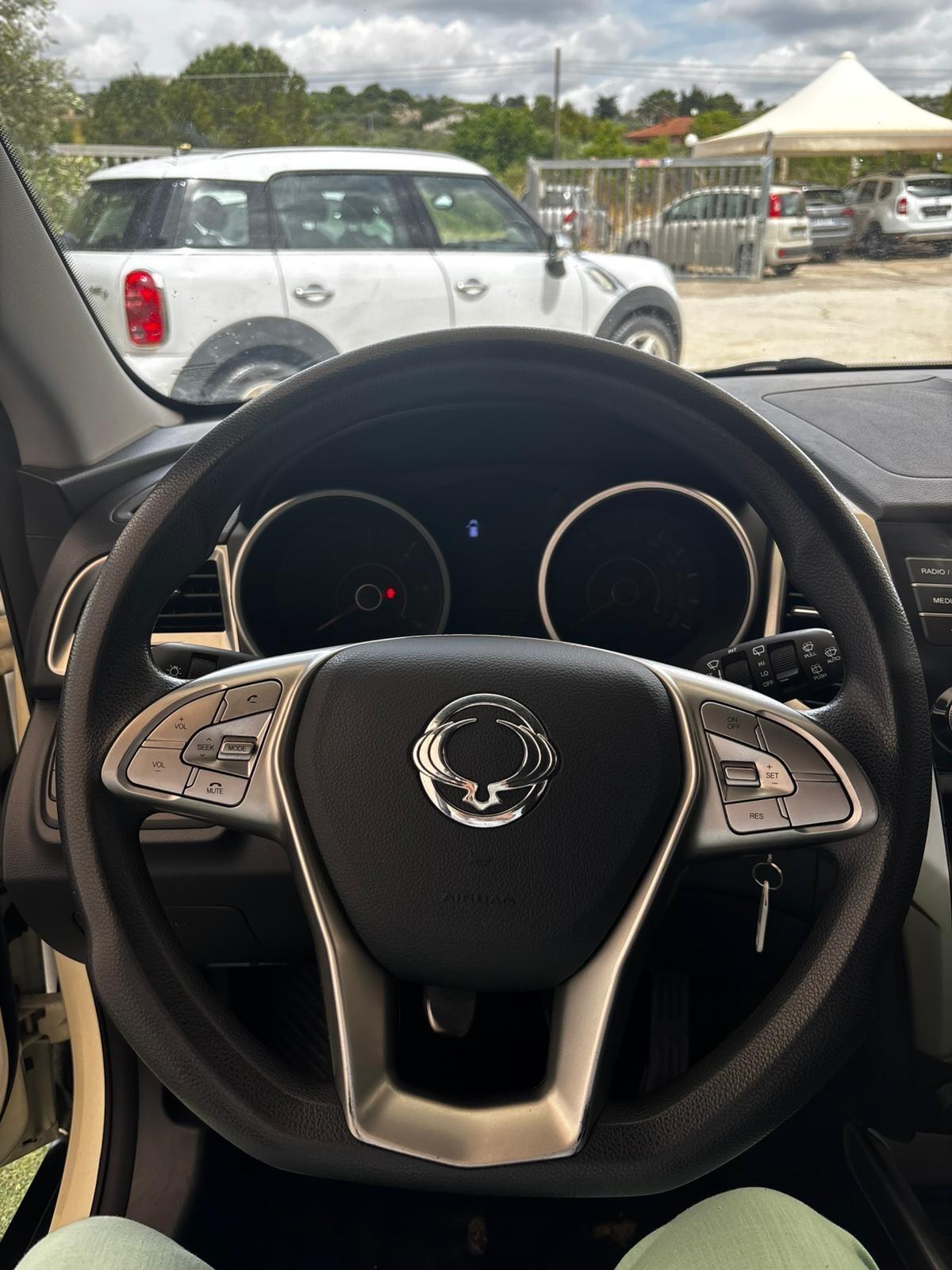Ssangyong Tivoli 1.6 TDd 115 CV