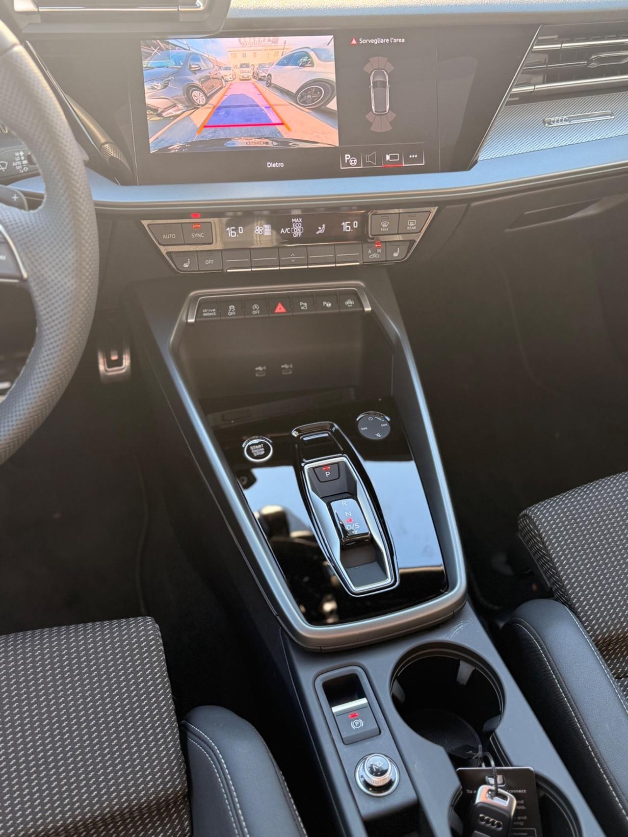 AUDI A3 SPB 35d 150cv S LINE + tetto apr. Pack luci