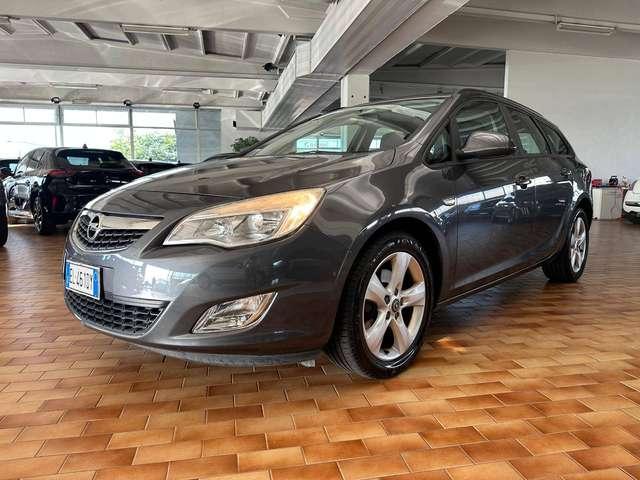 Opel Astra Sports Tourer (Sw) 1.7 cdti 110cv
