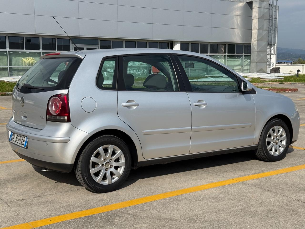 Volkswagen Polo 1.4/80CV 16V 5p. Comfort. BiFuel G