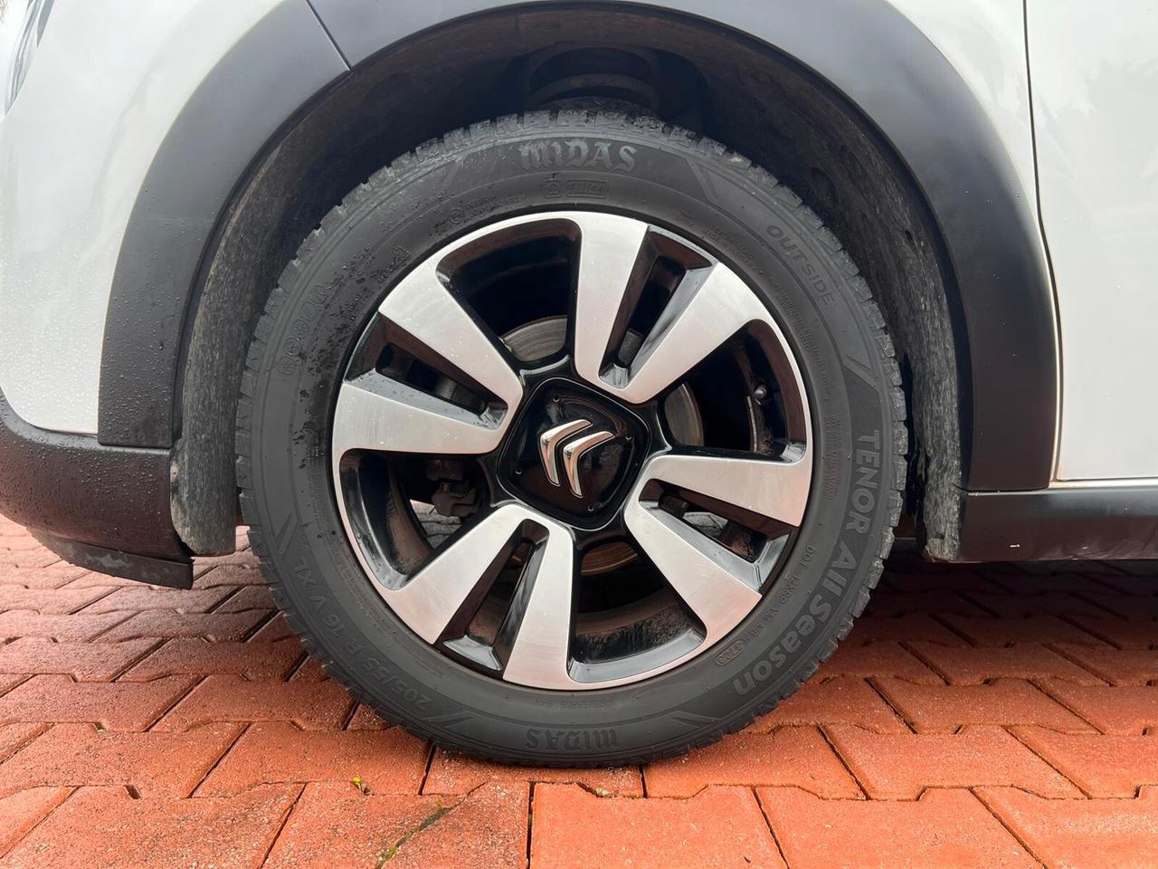 Citroen C3 PureTech 110 S&S Shine