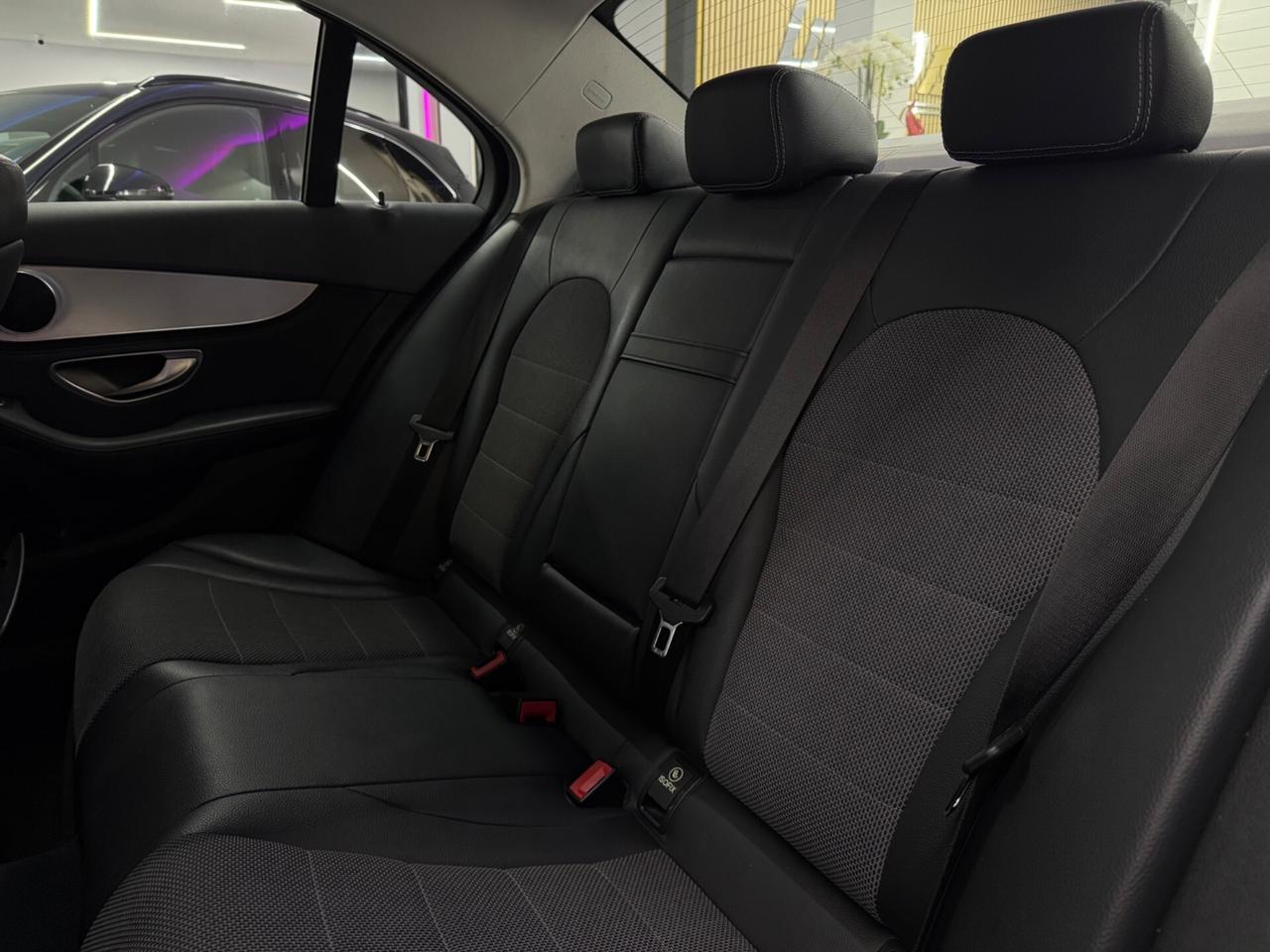 Mercedes-benz C 250d 4Matic Automatic Premium